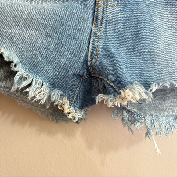 Bluenotes Demin VINTAGE BOYFRIEND SHORT 2” Inseam w Button Up Fly - Picture 6 of 11